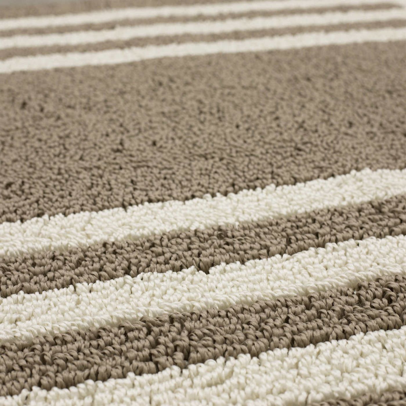 New Generation Accent Rug
